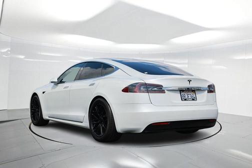 2020 Tesla Model S Long Range