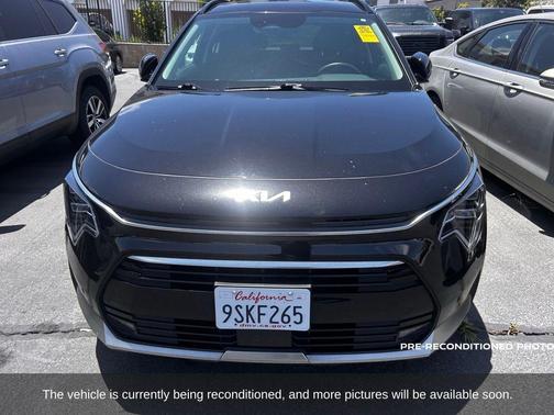 2023 Kia Niro SX Touring