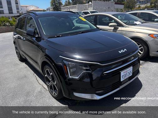 2023 Kia Niro SX Touring