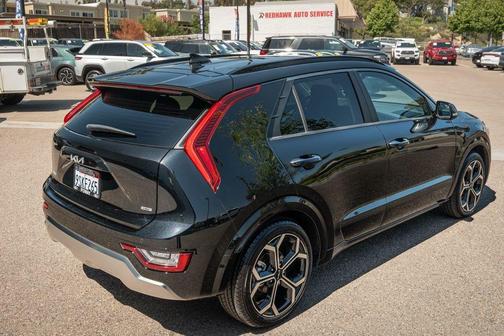 2023 Kia Niro SX Touring