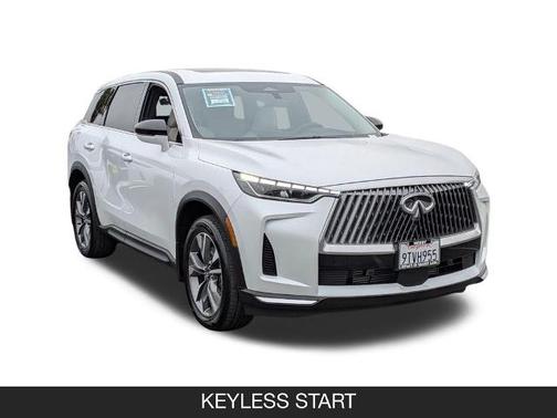 Radiant White 2026 INFINITI QX60 PURE
