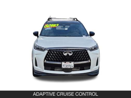 Rad Wht 2026 INFINITI QX60 SPORT