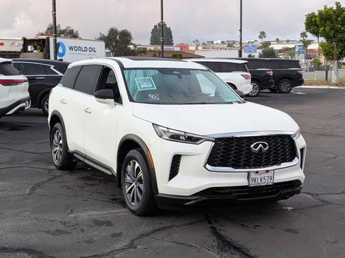2025 INFINITI QX60 PURE