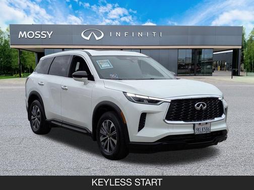 2025 INFINITI QX60 PURE