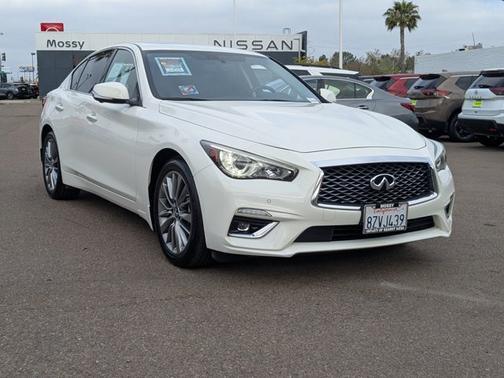 2022 INFINITI Q50 LUXE