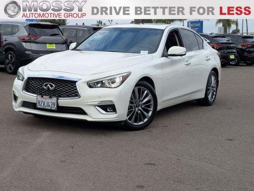 2022 INFINITI Q50 LUXE