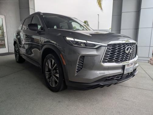 2025 INFINITI QX60 LUXE