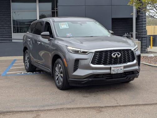 2025 INFINITI QX60 PURE