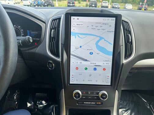 Blue Metallic 2023 Ford Edge SEL