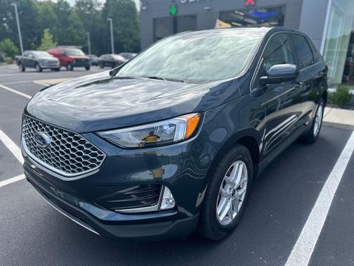 Blue Metallic 2023 Ford Edge SEL