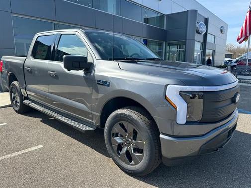 2025 Ford F-150 Lightning Flash