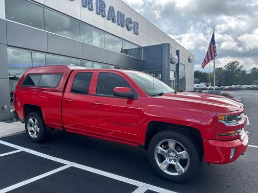 2017 Chevrolet Silverado 1500 2LT