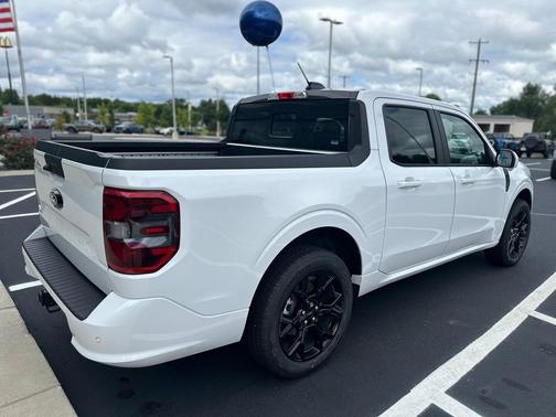 2025 Ford Maverick Lobo