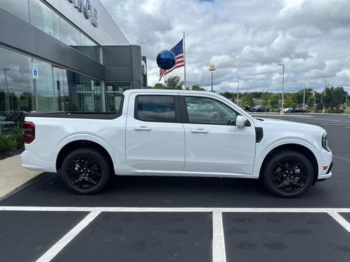 2025 Ford Maverick Lobo