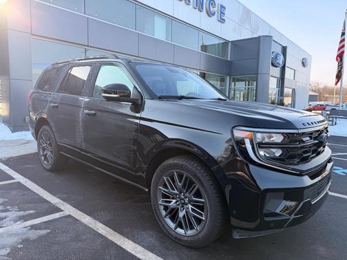 Agate Black Metallic 2025 Ford Expedition Platinum