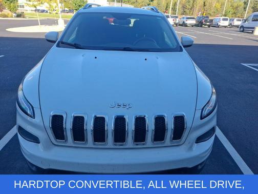 Bright White Clearcoat 2014 Jeep Cherokee Latitude