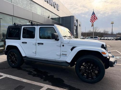 2023 Jeep Wrangler 4xe Sahara