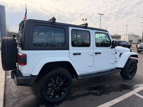 2023 Jeep Wrangler 4xe Sahara