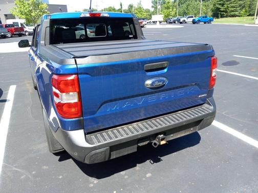 Atlas Blue Metallic 2024 Ford Maverick Lariat