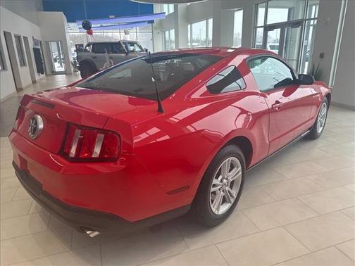 2010 Ford Mustang Base