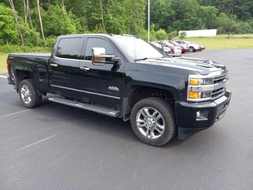 Black 2019 Chevrolet Silverado 2500 High Country