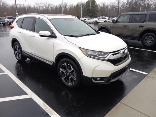 White Diamond Pearl 2017 Honda CR-V Touring