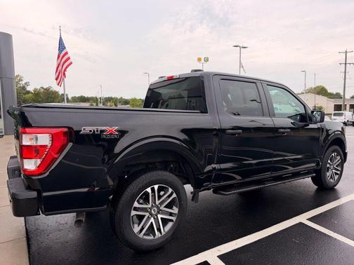 Agate Black Metallic 2023 Ford F-150 XL