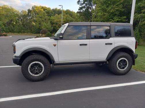 2023 Ford Bronco Badlands