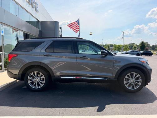 Carbonized Gray Metallic 2023 Ford Explorer XLT