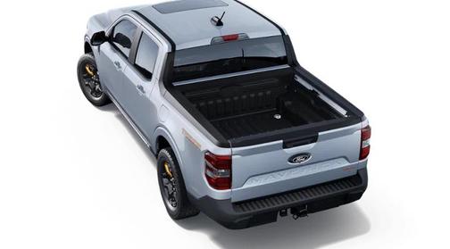 Space White Metallic 2025 Ford Maverick Tremor