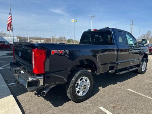 2025 Ford F-350 XLT