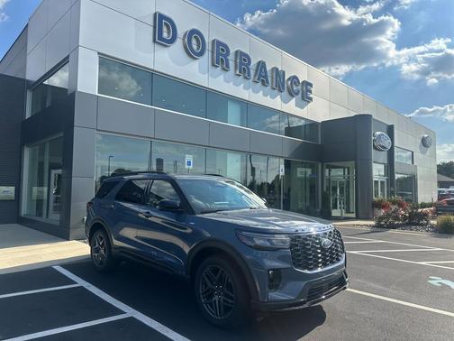 2025 Ford Explorer ST-Line