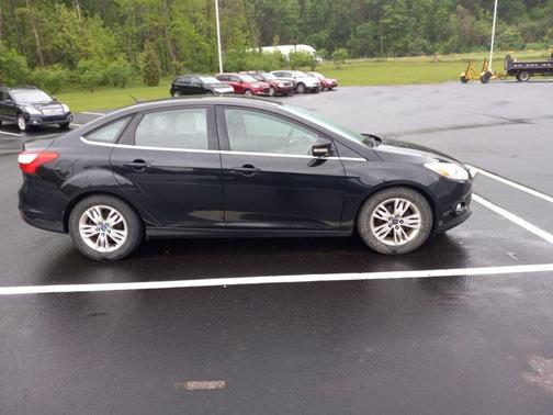 Tuxedo Black Metallic 2012 Ford Focus SEL