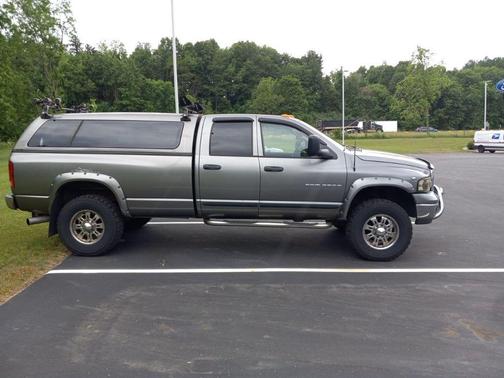 Mineral Gray Metallic 2005 Dodge Ram 3500 Laramie