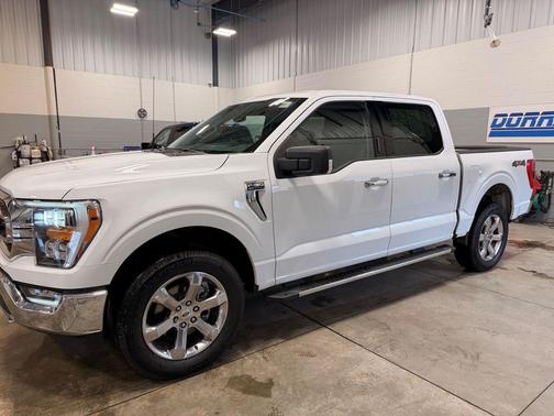 Oxford White 2021 Ford F-150 XLT