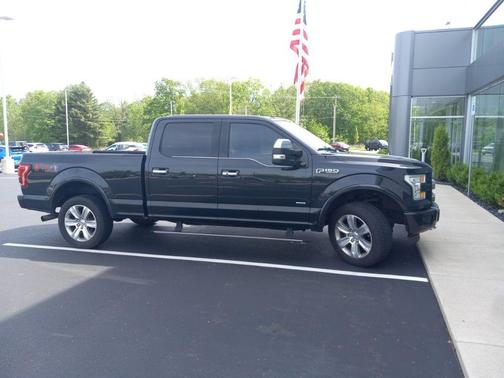 Tuxedo Black Metallic 2015 Ford F-150 Platinum