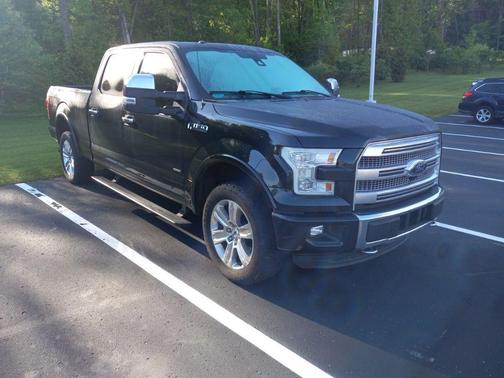 Tuxedo Black Metallic 2015 Ford F-150 Platinum