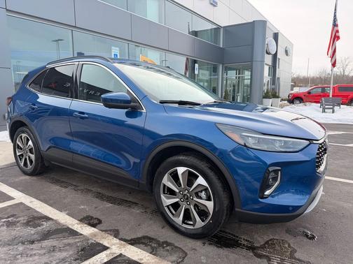 2023 Ford Escape Platinum