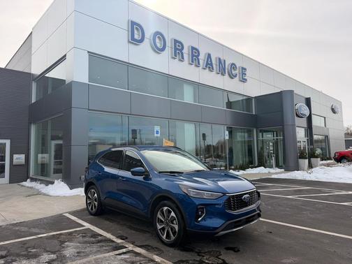 2023 Ford Escape Platinum