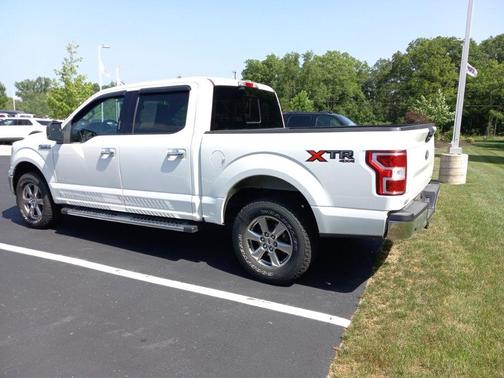 Oxford White 2018 Ford F-150 XLT