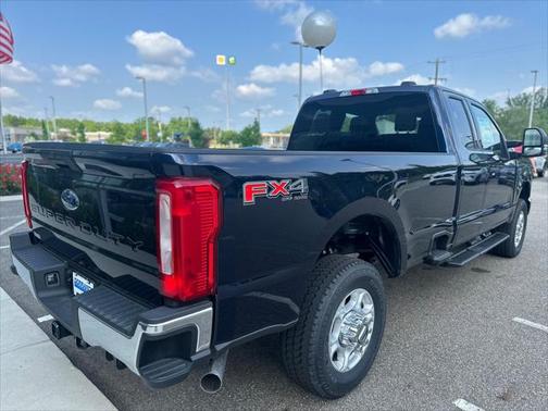 2025 Ford F-350 XLT