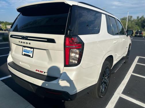 2023 Chevrolet Tahoe 4WD RST