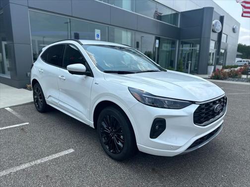 2025 Ford Escape ST-Line Elite