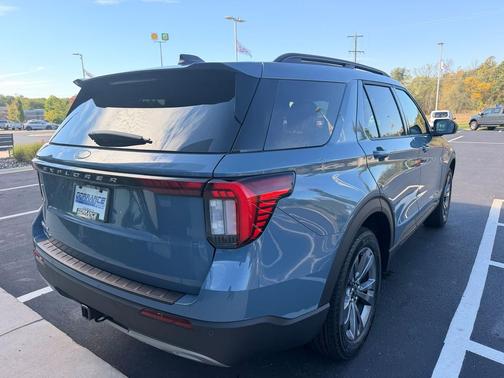 Vapor Blue Metallic 2027 Ford Explorer Active