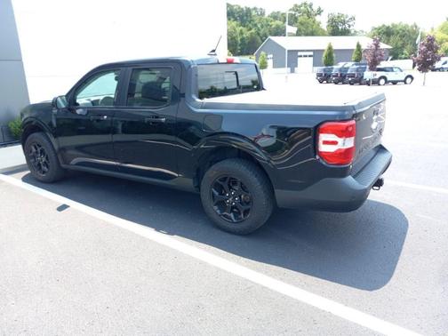 Shadow Black 2022 Ford Maverick Lariat