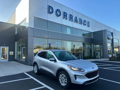 2020 Ford Escape SE