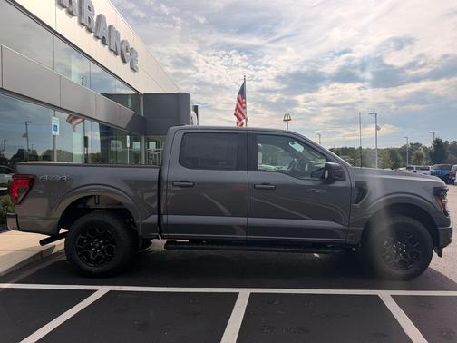 Carbonized Gray Metallic 2026 Ford F-150 XLT