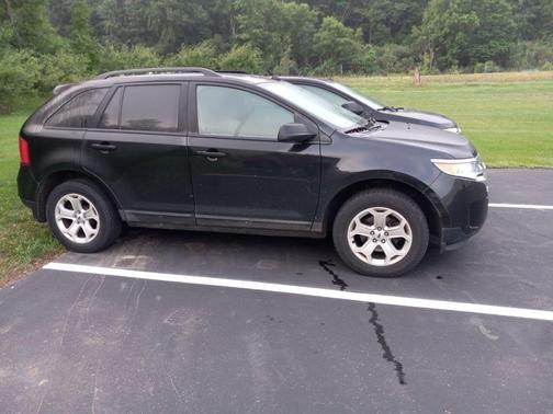 Tuxedo Black Metallic 2013 Ford Edge SEL