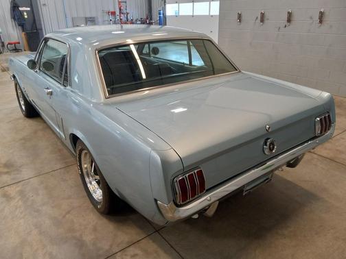 1965 Ford Mustang Base