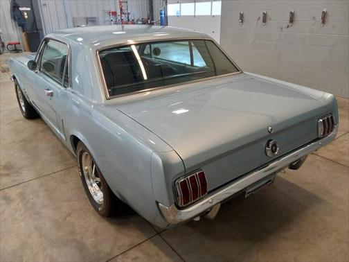 1965 Ford Mustang Base